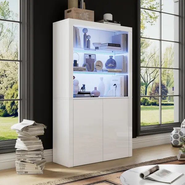 Vitrinenschrank mit LED Beleuchtung